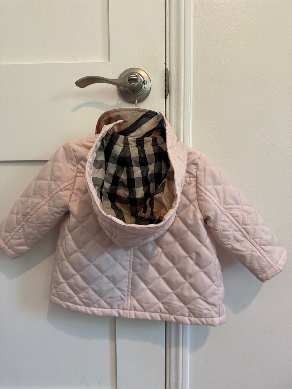 Burberry Light Pink Quilted Puffer Jacket for Kids - Picture 4 of 4